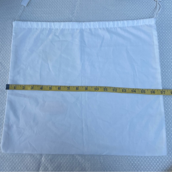 Elemis Designer Empty Dust Bag White With Leather Logo 16" x 14 1/2" - Picture 5 of 6